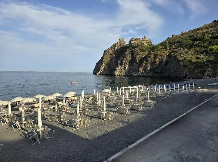 Casa La Ferula Apt1 Vicino Al Mare E Taormina Sant'Alessio Siculo Italy
